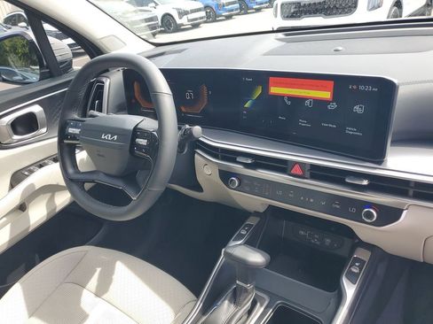 New 2026 Kia Sorento S w/ S Panoramic Sunroof Package image 8