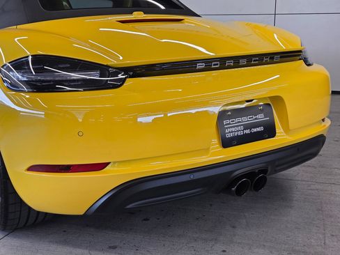 Certified 2024 Porsche 718 Boxster S RWD image 8