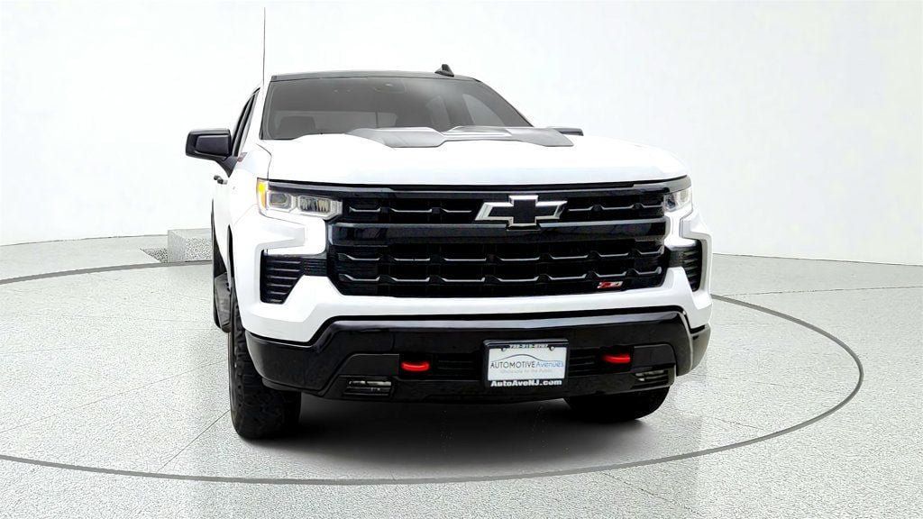 Used 2022 Chevrolet Silverado 1500 LT Trail Boss w/ Protection Package AWD/4WD image 2