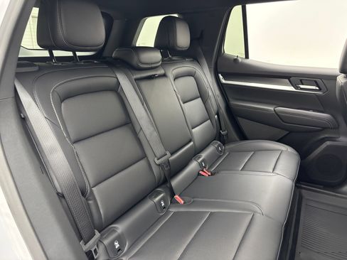 New 2027 GMC Terrain Elevation w/ Elevation Premium Package AWD/4WD image 36