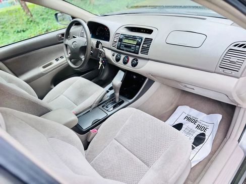 Used 2003 Toyota Camry LE image 11