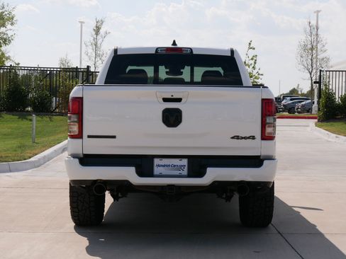 Used 2020 RAM 1500 Big Horn AWD/4WD image 8