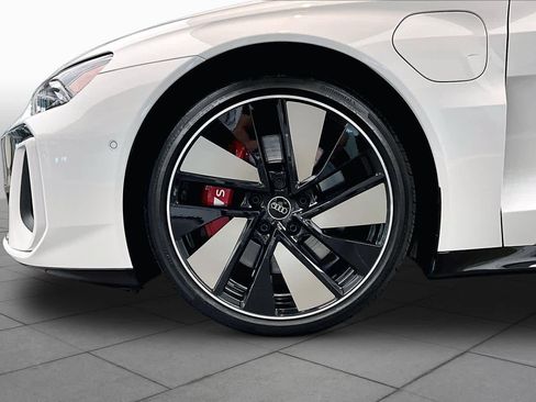 Certified 2025 Audi S e-tron GT Prestige w/ Prestige Package AWD/4WD image 10