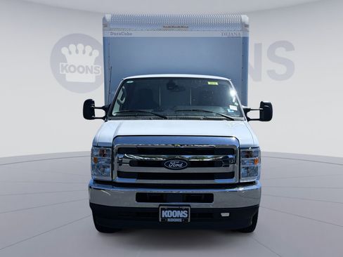 New 2027 Ford E-450 and Econoline 450 Super Duty w/ Power Equipment Group RWD image 11