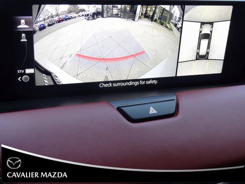 Certified 2025 MAZDA CX-70 Plug-In Hybrid w/ Premium Plus image 31