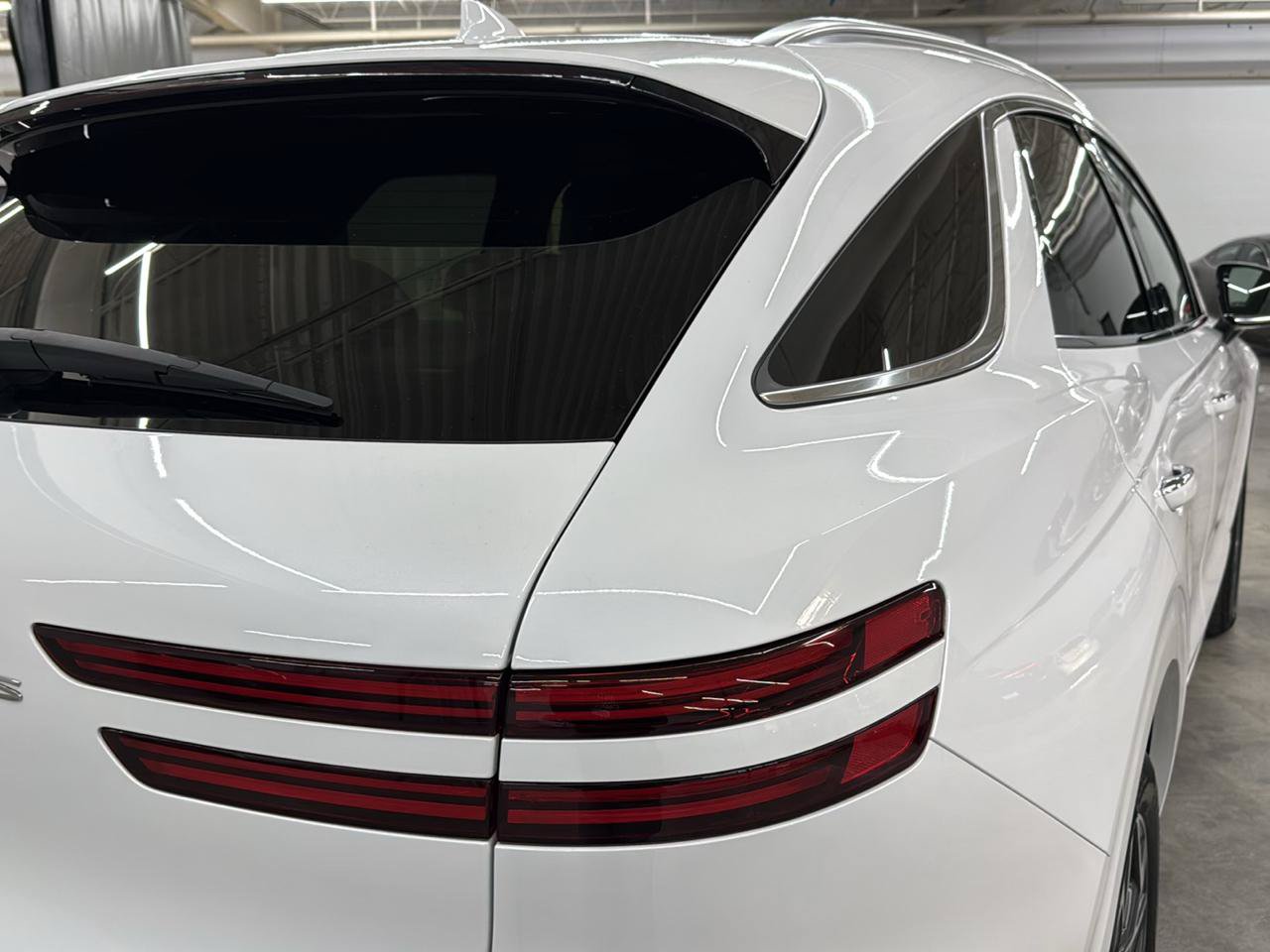 Used 2026 Genesis Electrified GV70 AWD/4WD image 8