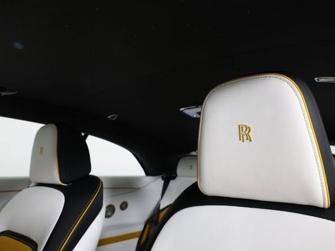 New 2025 Rolls-Royce Spectre Black Badge image 32