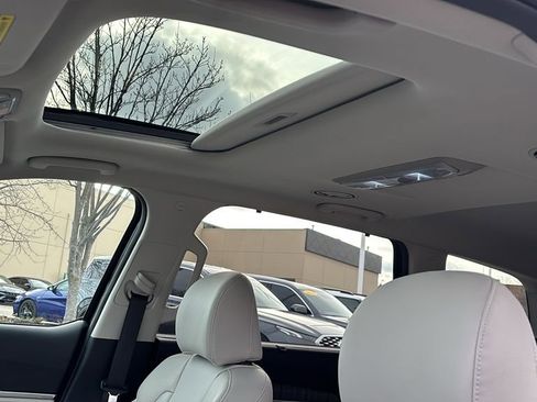 Used 2023 Kia Telluride EX image 25