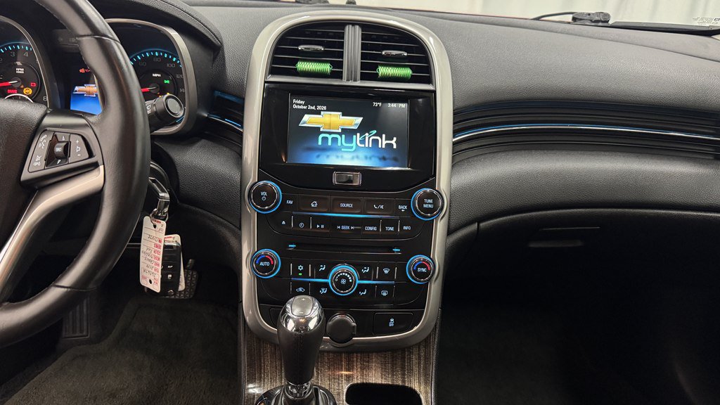 Used 2014 Chevrolet Malibu LT FWD image 19