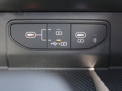 New 2026 Kia Sportage EX FWD image 38