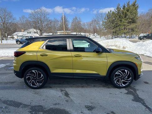 Used 2025 Chevrolet TrailBlazer RS w/ Driver Confidence Package image 22