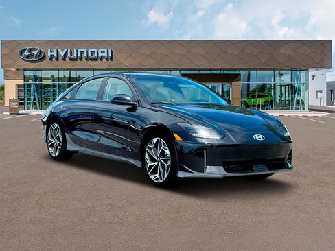 New 2025 Hyundai Ioniq 6 SEL image 11