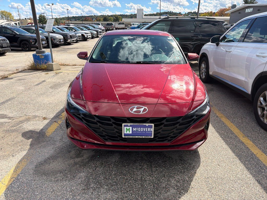 Used 2023 Hyundai Elantra SEL w/ Convenience Package FWD image 7