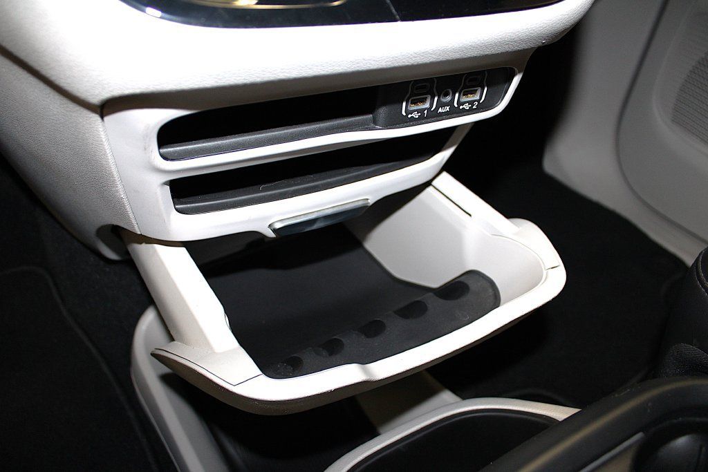 Certified 2024 Chrysler Pacifica Touring-L FWD image 20