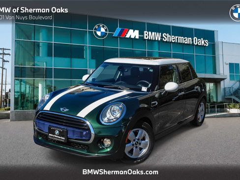 Used 2016 MINI Cooper 4-Door Hardtop FWD image 1