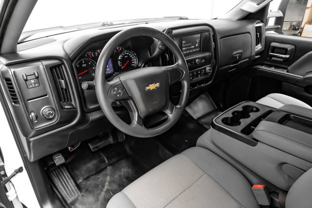 Used 2017 Chevrolet Silverado 1500 W/T w/ Trailering Package RWD image 3