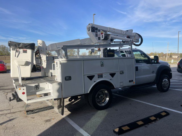 Used 2016 Ford F550 4x4 Regular Cab Super Duty image 3