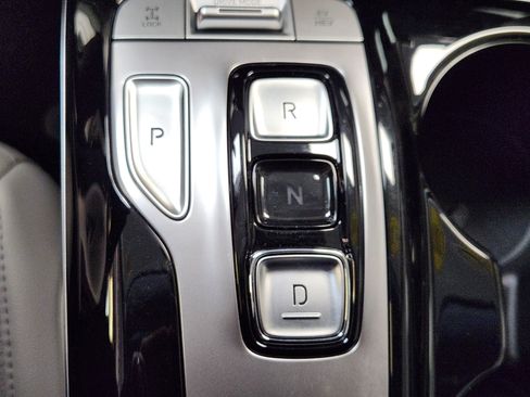 Used 2024 Hyundai Tucson Limited image 9