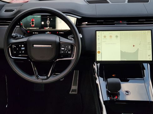 New 2025 Land Rover Range Rover Sport Dynamic SE image 27