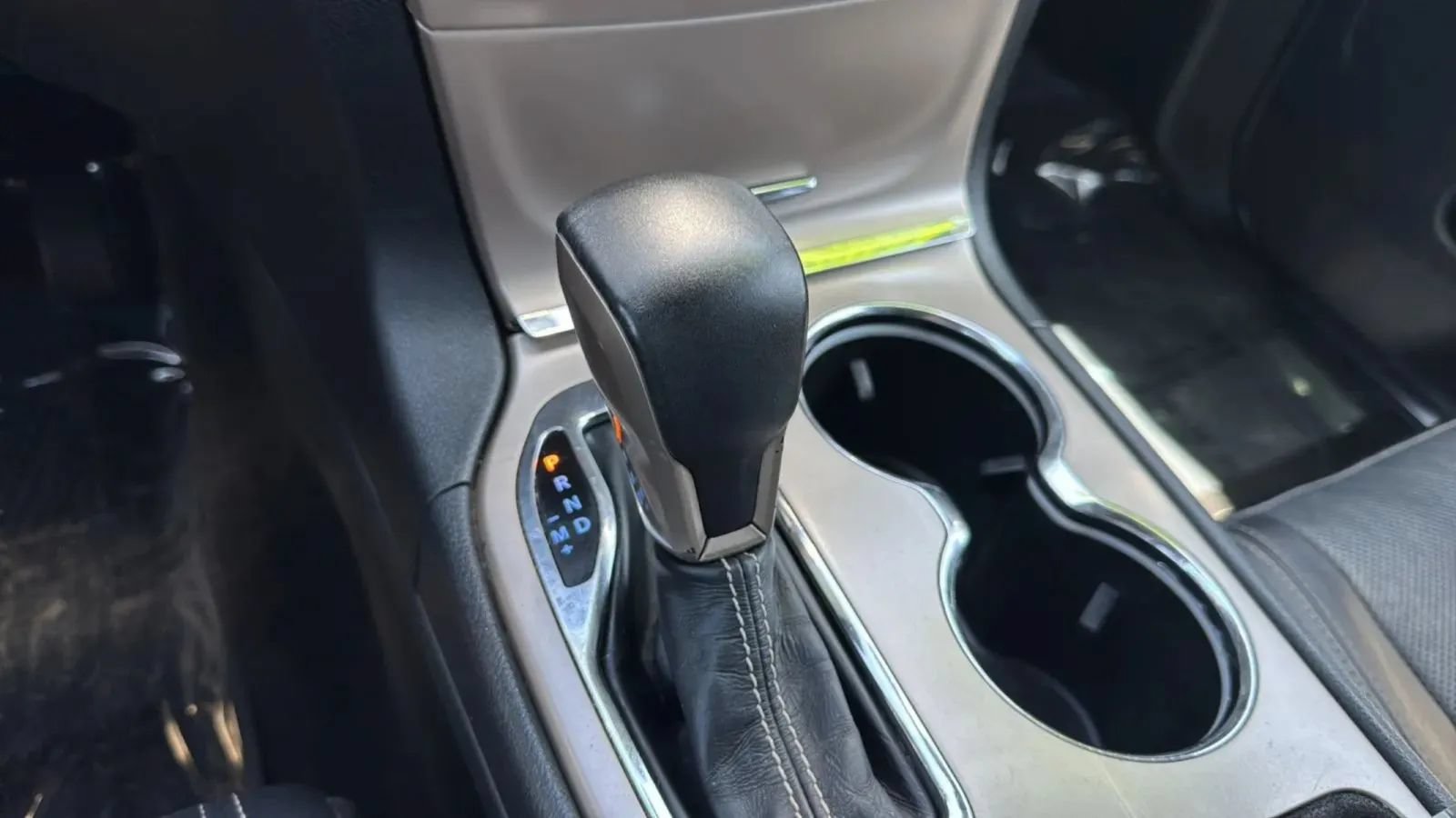 Used 2017 Jeep Grand Cherokee Limited w/ Luxury Group II RWD image 25