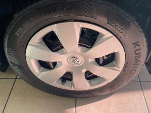 Used 2009 Toyota Camry LE FWD image 20