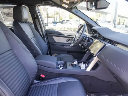 New 2026 Land Rover Discovery Sport Landmark AWD/4WD image 15