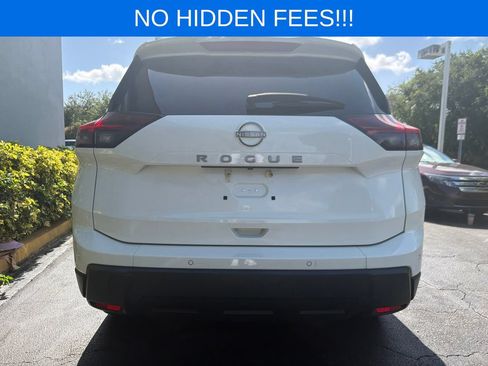 Used 2025 Nissan Rogue S FWD image 6