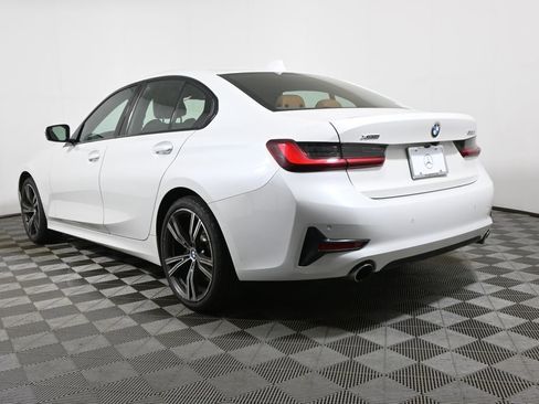 Used 2022 BMW 330i xDrive Sedan w/ Premium Package AWD/4WD image 5