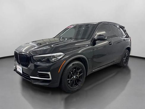 Used 2022 BMW X5 xDrive40i w/ Premium Package AWD/4WD image 4