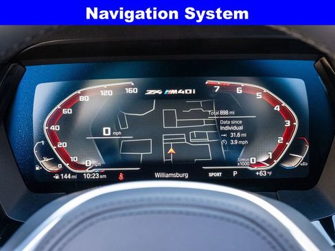 Used 2022 BMW Z4 M40i w/ Premium Package image 4