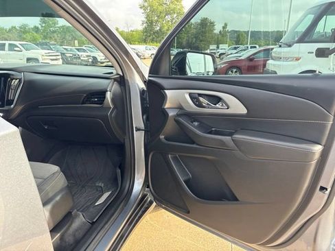 Used 2020 Chevrolet Traverse LS w/ LPO, Blackout Package FWD image 46