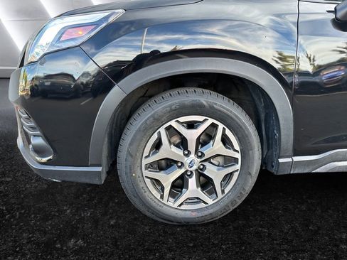 Used 2022 Subaru Forester Premium image 26