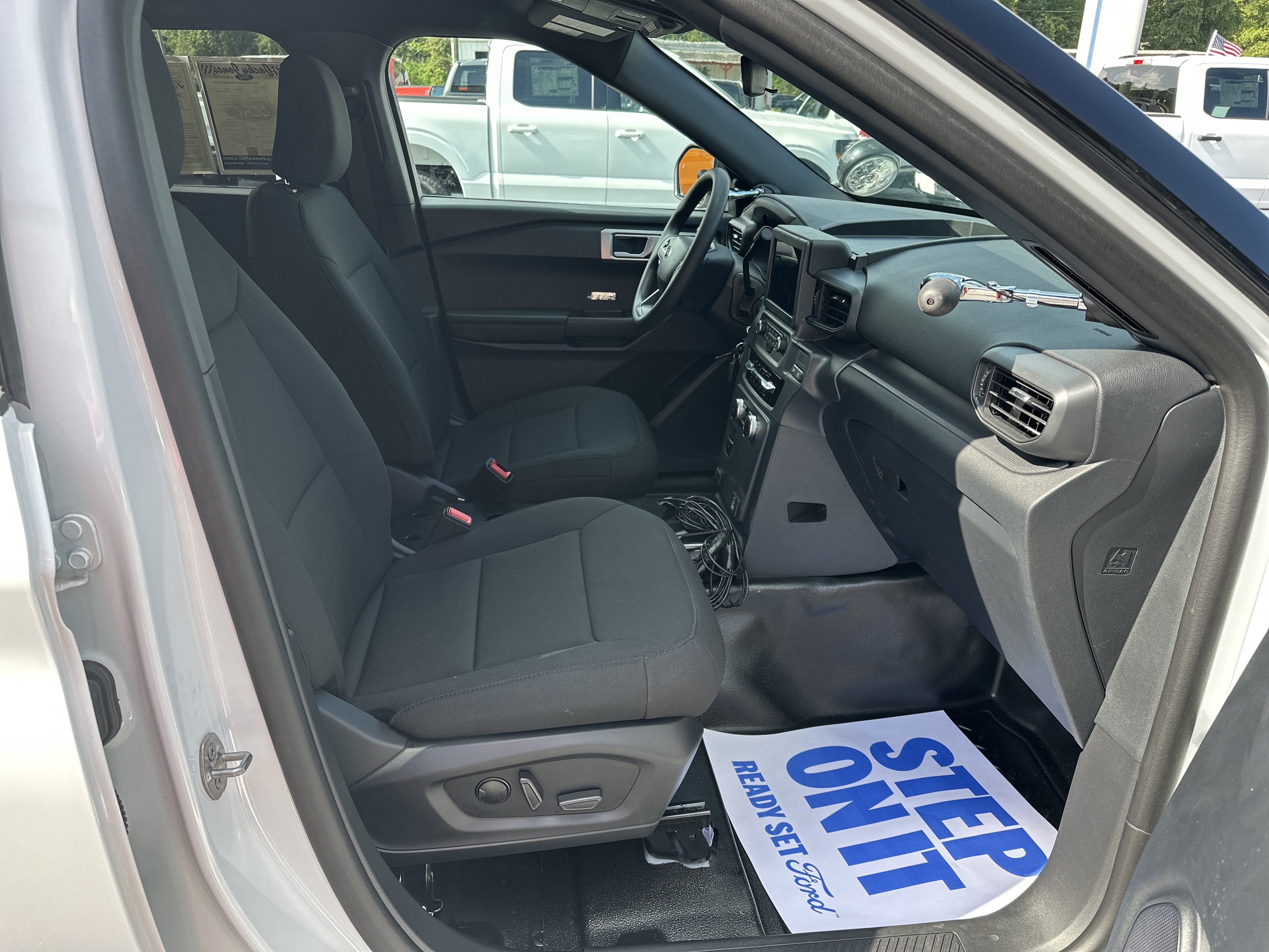 Used 2026 Ford Explorer 4WD Police Interceptor w/ Ready For The Road Package image 13