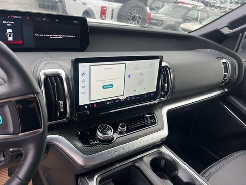 New 2026 Ford Expedition Max Platinum w/ Stealth Appearance Package image 25