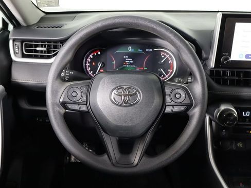 Used 2025 Toyota RAV4 XLE FWD image 7