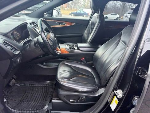 Used 2016 Lincoln MKX Select image 12