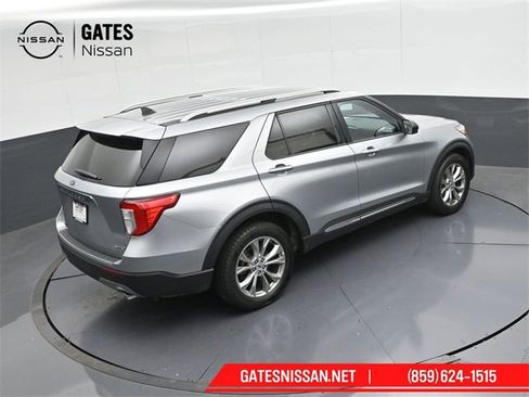 Used 2023 Ford Explorer Limited image 50