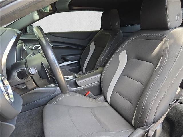 Used 2024 Chevrolet Camaro LT RWD image 15