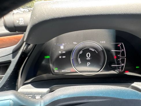 Certified 2025 Lexus ES 300h w/ Premium Package FWD image 17