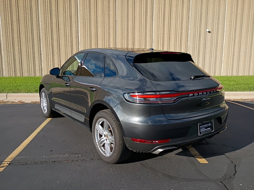 Certified 2021 Porsche Macan AWD/4WD image 3
