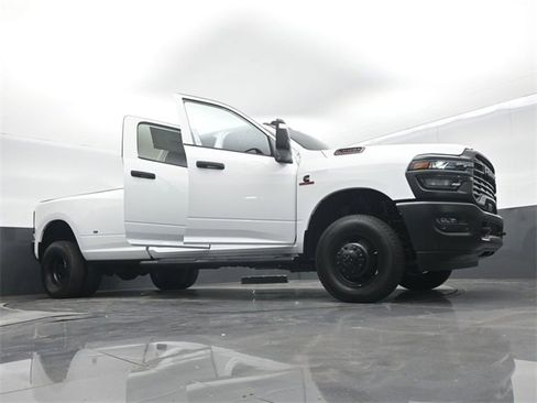 Used 2025 RAM 3500 Tradesman image 73