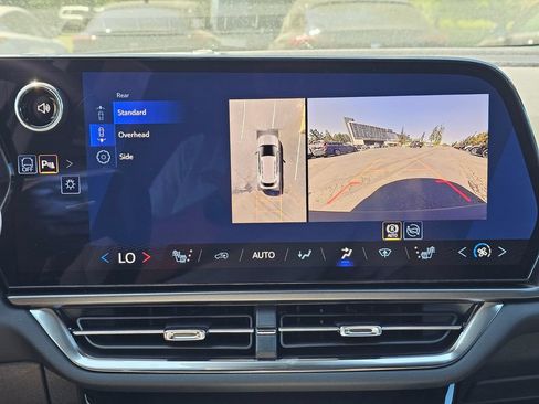 New 2026 Chevrolet Equinox EV LT w/ Comfort Package FWD image 30