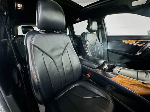 Used 2018 Lincoln MKX Reserve AWD/4WD image 27