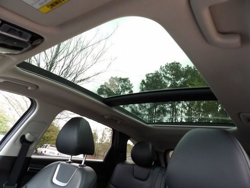 Used 2023 Hyundai Tucson Limited image 15