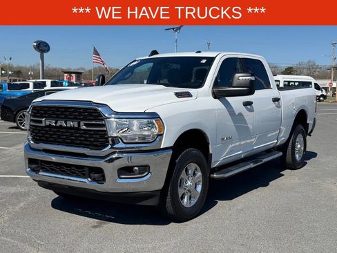 Used 2024 RAM 2500 Big Horn w/ Bed Utility Group image 8