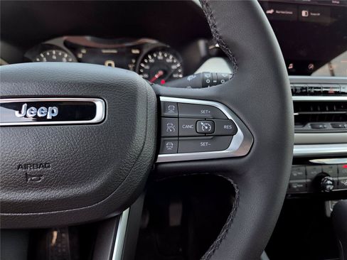 New 2026 Jeep Compass Limited AWD/4WD image 25