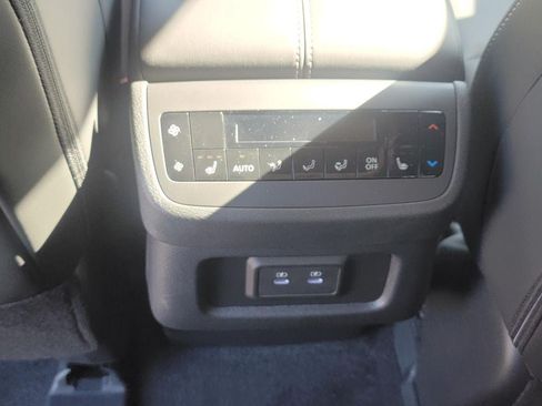 New 2026 Nissan Pathfinder SL w/ SL Premium Package AWD/4WD image 22