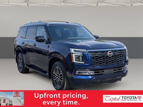 Used 2025 Nissan Armada Platinum image 1