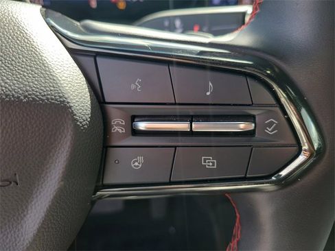 Used 2024 Chevrolet Traverse RS image 31