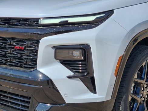 New 2026 Chevrolet Traverse RS image 7